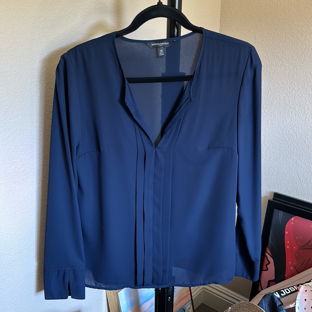 New XS Blue Banana Republic Long Sleeve Blouse